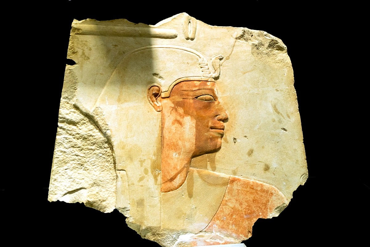 Mảnh vỡ điêu khắc chân dung của vua Ai Cập Amenhotep I. Ảnh: Wikipedia.