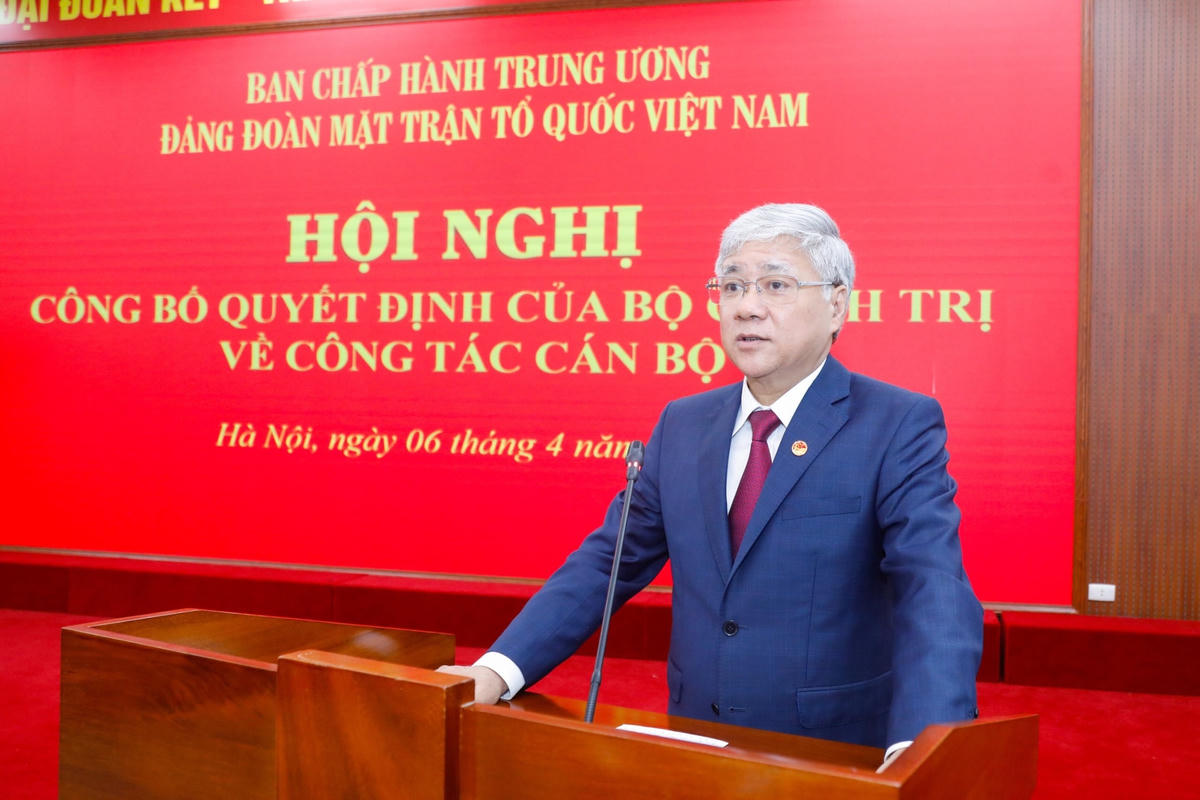 Ông Đỗ Văn Chiến phát biểu tại Hội nghị.