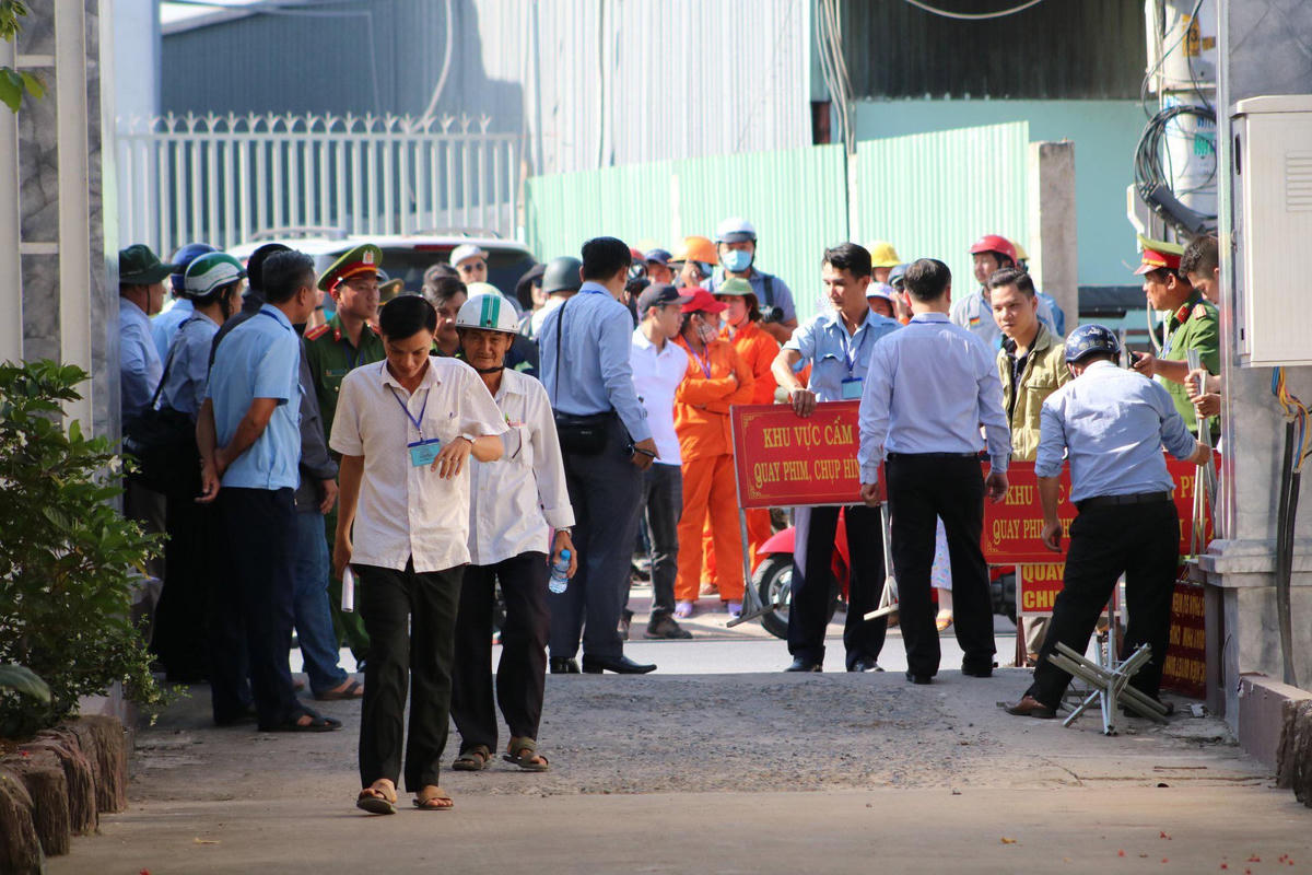 Lực lượng chức năng tiếp tục ra quân cưỡng chế công trình Gia Trang Quán.