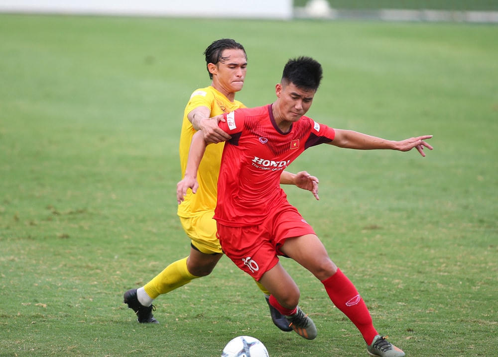 [ẢNH] Đấu tập nội bộ U22 Việt Nam: Nỗ lực chinh phục thày Park