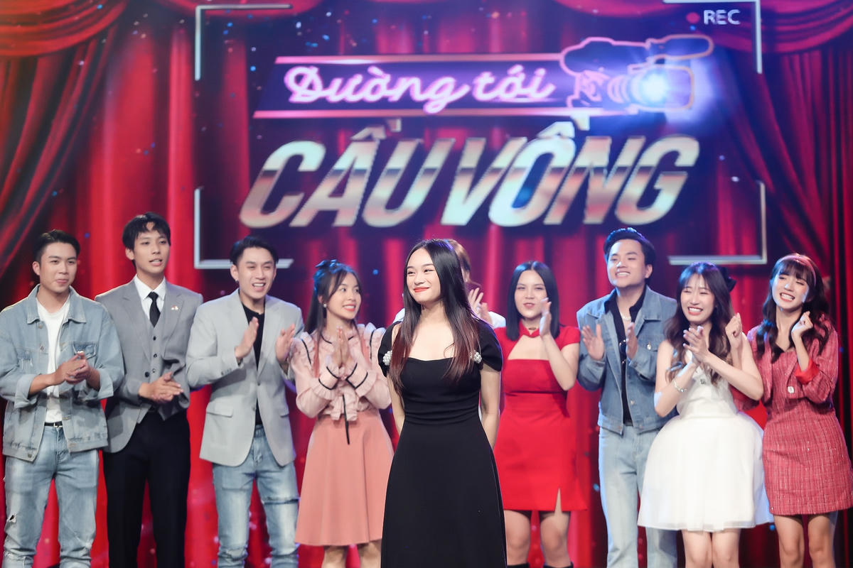 Ước mơ của Minh Trà là trở thành một diễn viên đa dạng màu sắc.