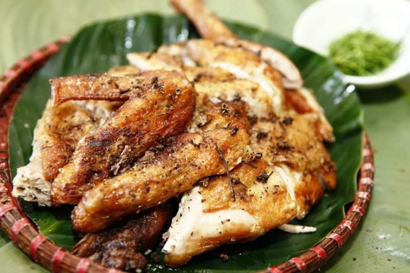 Cơm lam gà nướng Buôn Đôn