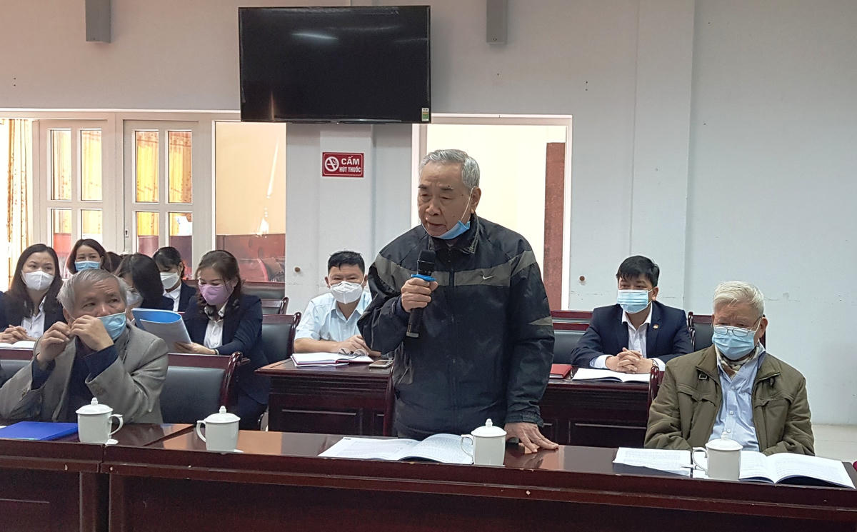 Các đại biểu tập trung trao đổi kinh nghiệm, nêu lên những đóng góp của Hội đồng tư vấn.
