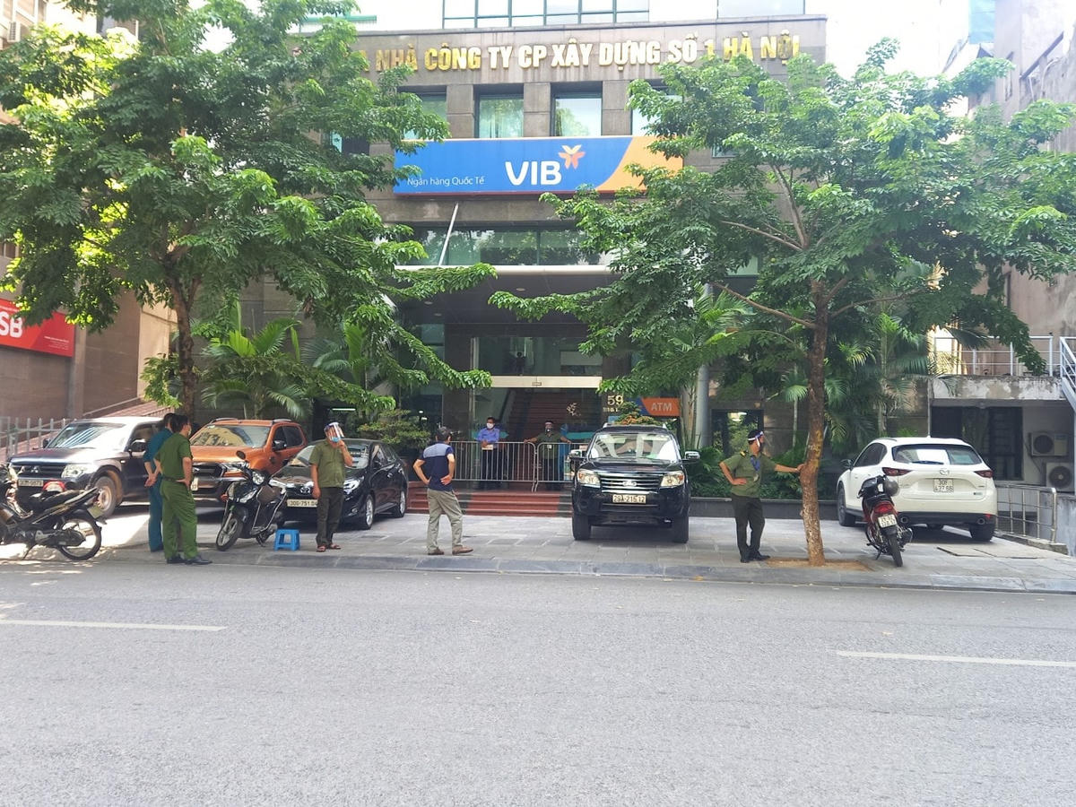 Tòa nhà 59 Quang Trung đã được tạm thời phong tỏa. 
