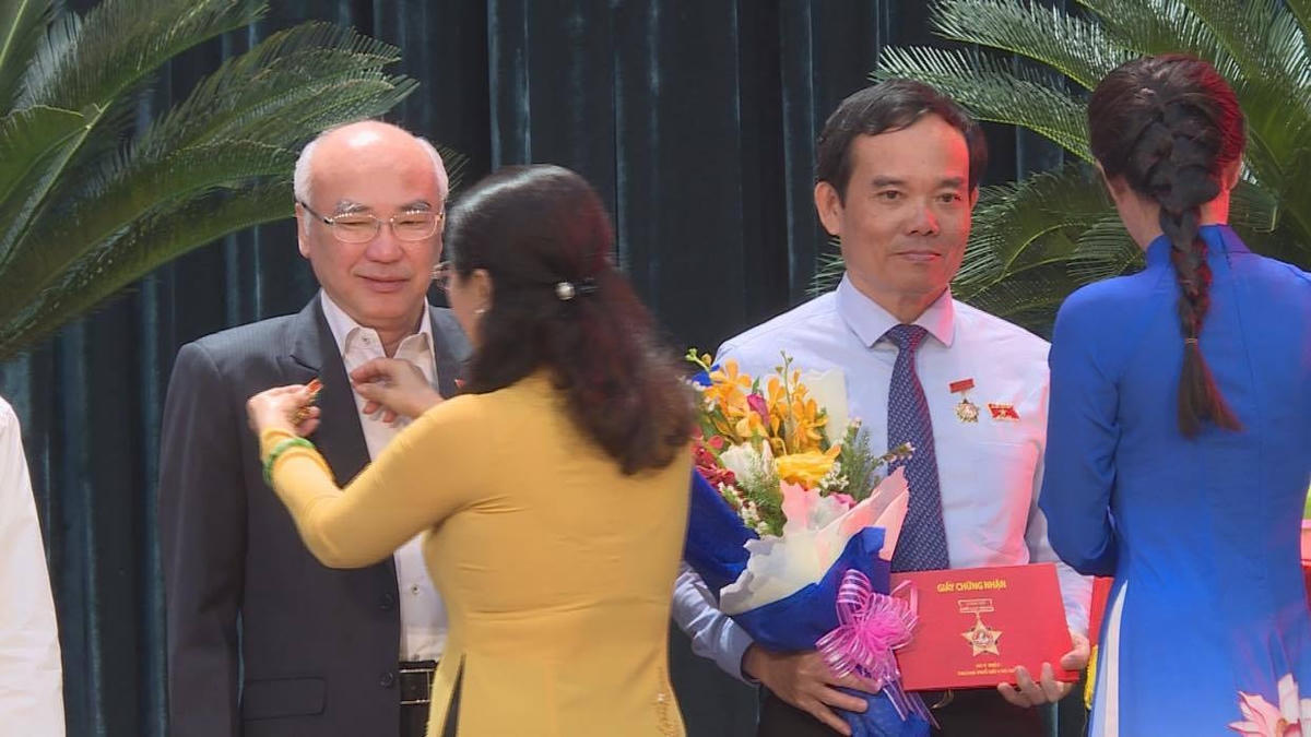 Họp mặt kỷ niệm 75 năm Ngày Tổng tuyển cử đầu tiên bầu Quốc hội Việt Nam