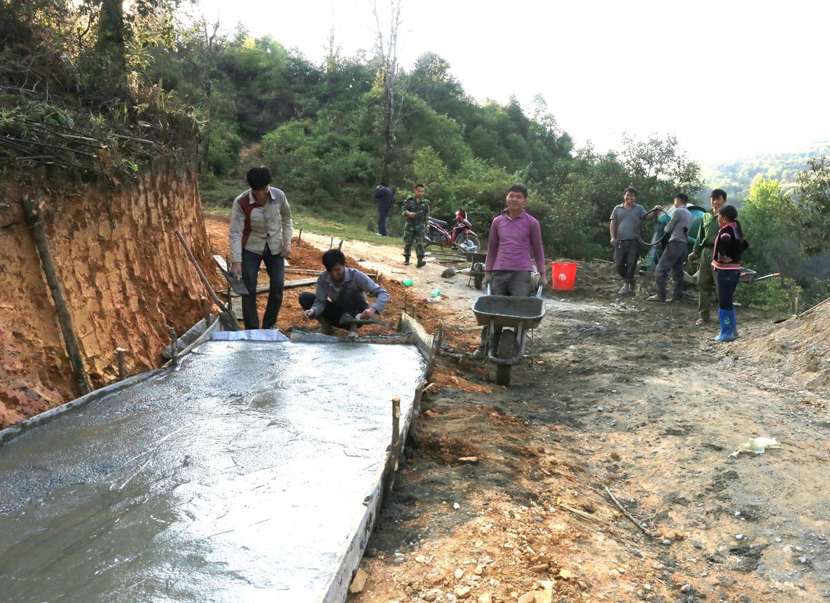 Thực hiện tốt công tác giám sát, phản biện khiến người dân yên tâm khi đóng góp xây dựng nông thôn mới.