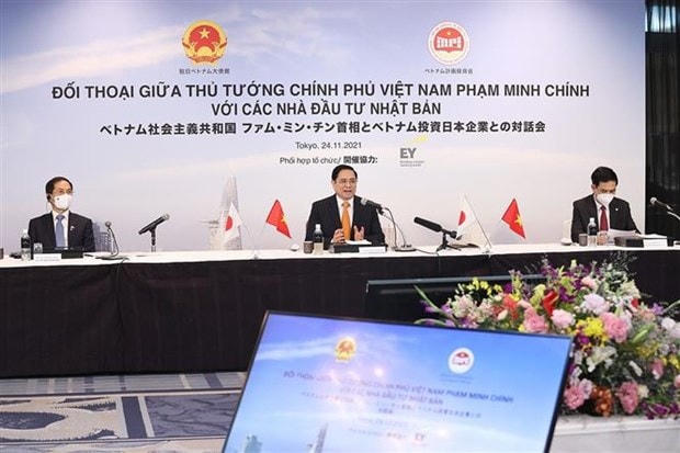 Thủ tướng Phạm Minh Chính đối thoại với các nhà đầu tư Nhật Bản. Ảnh: Dương Giang/TTXVN.