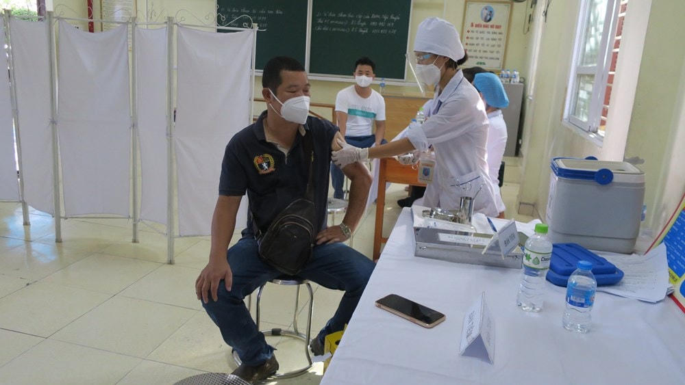 Hải Phòng tiêm vaccine phòng chống Covid-19 cho người dân
