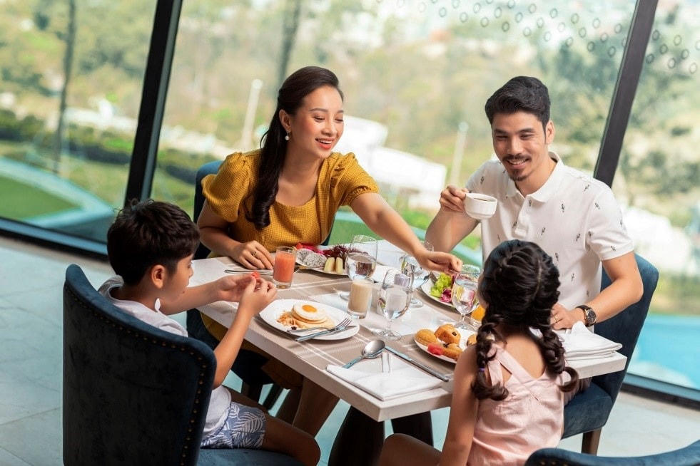 Du lịch với con nhỏ: Bài toán thách thức mẹ Việt