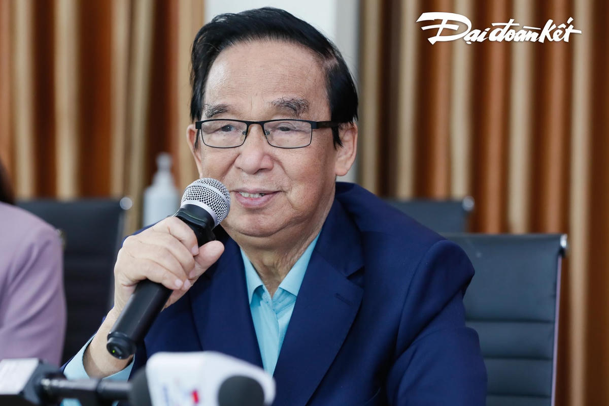 Giáo sư Nguyễn Lân Dũng. Ảnh: Quang Vinh. 