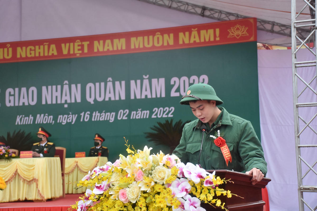 Đại diện tân binh khẳng định quyết tâm hoàn thành xuất sắc nhiệm vụ được giao.