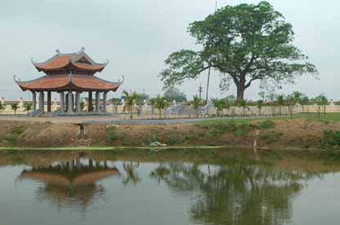 Khu di tích lăng mộ Trần Thủ Độ, xã Liên Hiệp, huyện Hưng Hà, tỉnh Thái Bình.