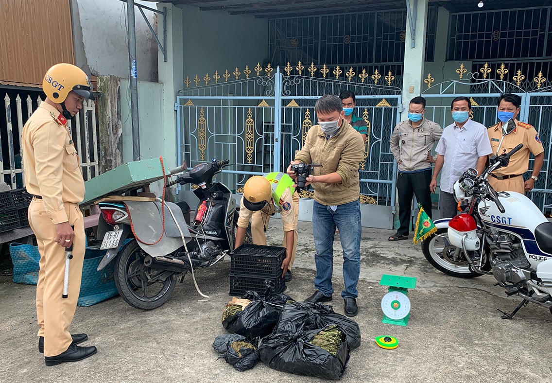 Tang vật bị thu giữ tại hiện trường.