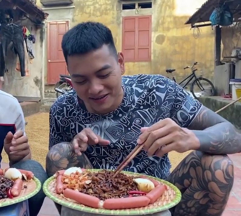 Đối tượng Hồ Văn Khoa.