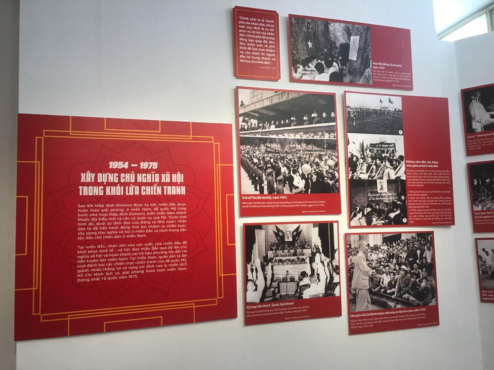 Vài hình ảnh trưng bày về thời kỳ 1954-1975.