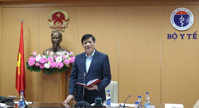 Bộ trưởng Bộ Y tế Nguyễn Thanh Long phát biểu tại Hội nghị.