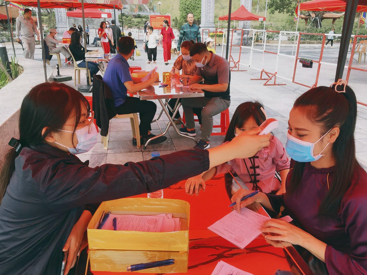 Quảng Ninh sẽ tạm dừng hoạt động tham quan, du lịch từ 12h ngày 6/5.