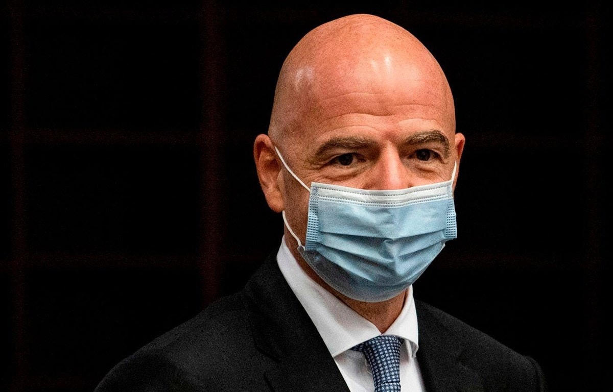 Chủ tịch FIFA Gianni Infantino mắc Covid-19. (Nguồn: skysports).