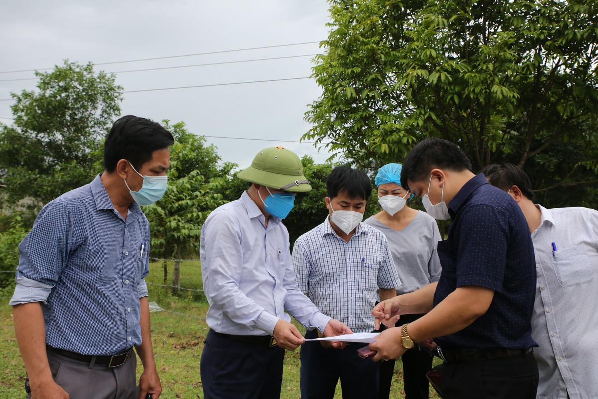 Phó Chủ tịch UBND tỉnh Hà Tĩnh trực tiếp chỉ đạo tại xã Hương Trà.