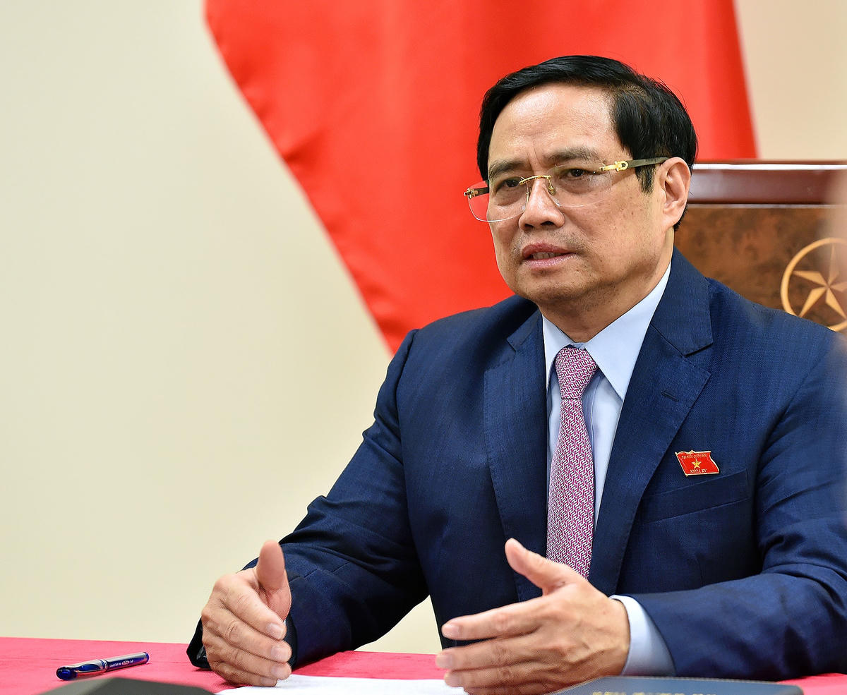 Tại cuộc điện đàm, Thủ tướng Phạm Minh Chính nhấn mạnh hai bên cần tích cực hợp tác để tiếp cận bình đẳng nguồn vaccine trên thế giới hiện nay, nhất là đối với các nước đang phát triển. Ảnh: VGP.  