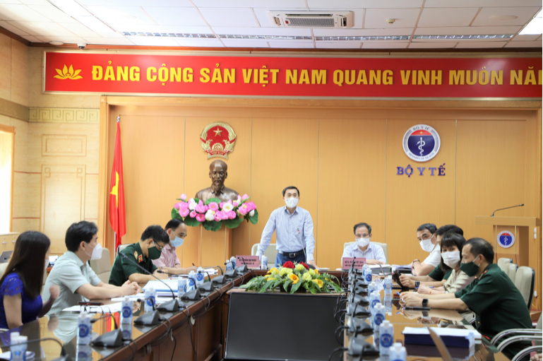 Quang cảnh cuộc họp. 
