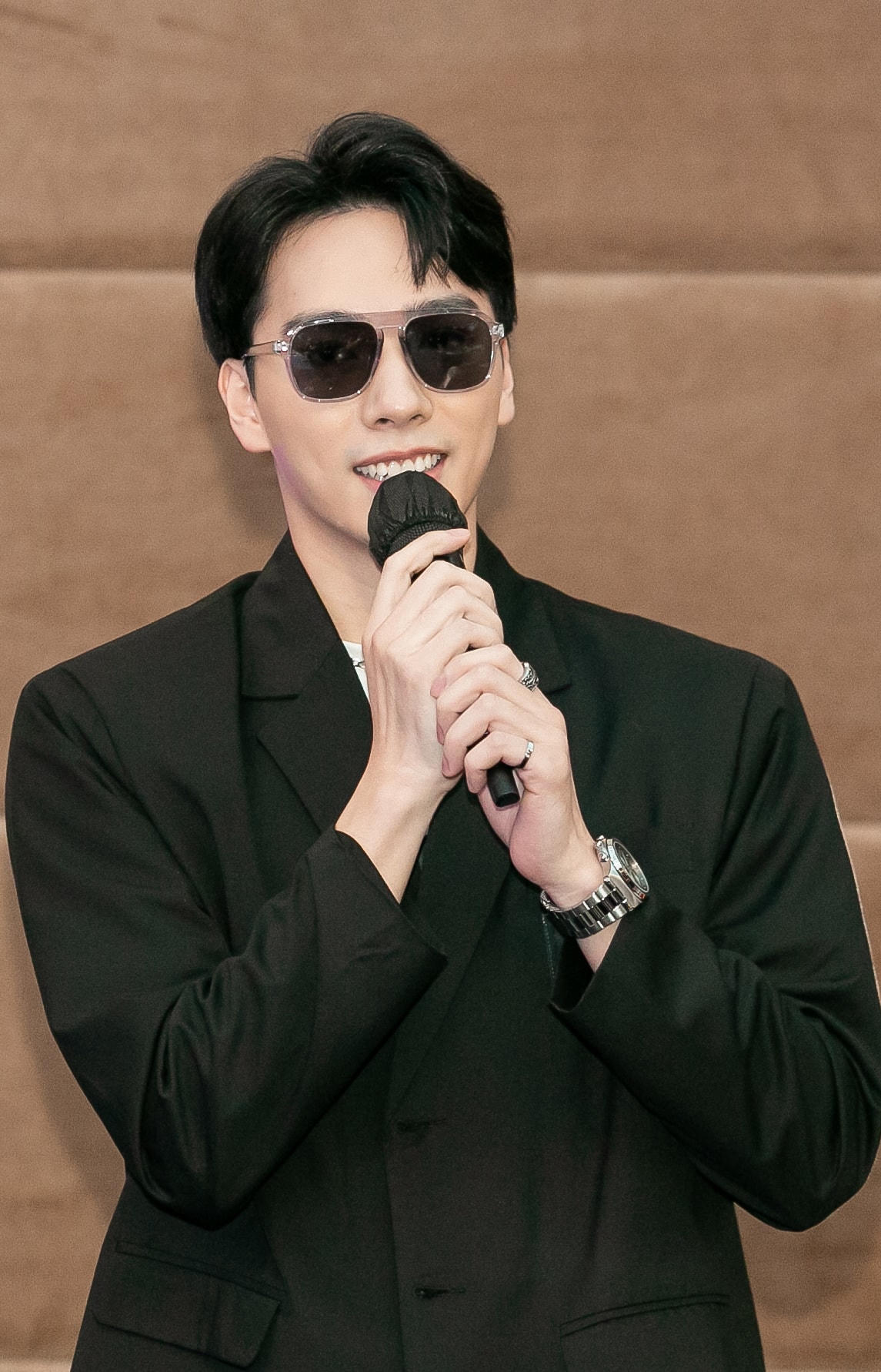 Hot boy Hải Nam cũng tham gia chương trình với vai trò một võ sĩ. Đây như một cơ hội thay đổi hình ảnh bản thân của anh.