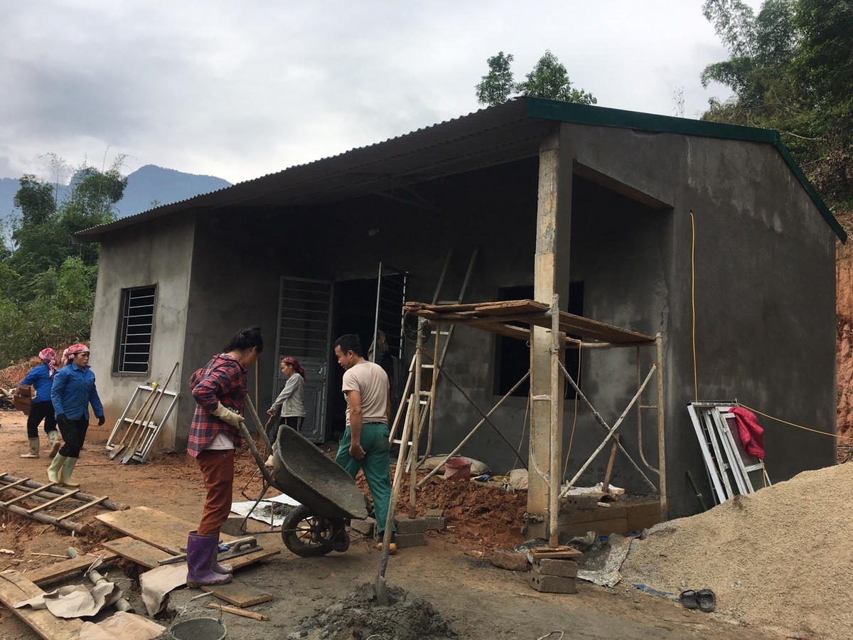 Những ngôi nhà Đại đoàn kết được dựng lên đã giúp người nghèo ổn định cuộc sống.