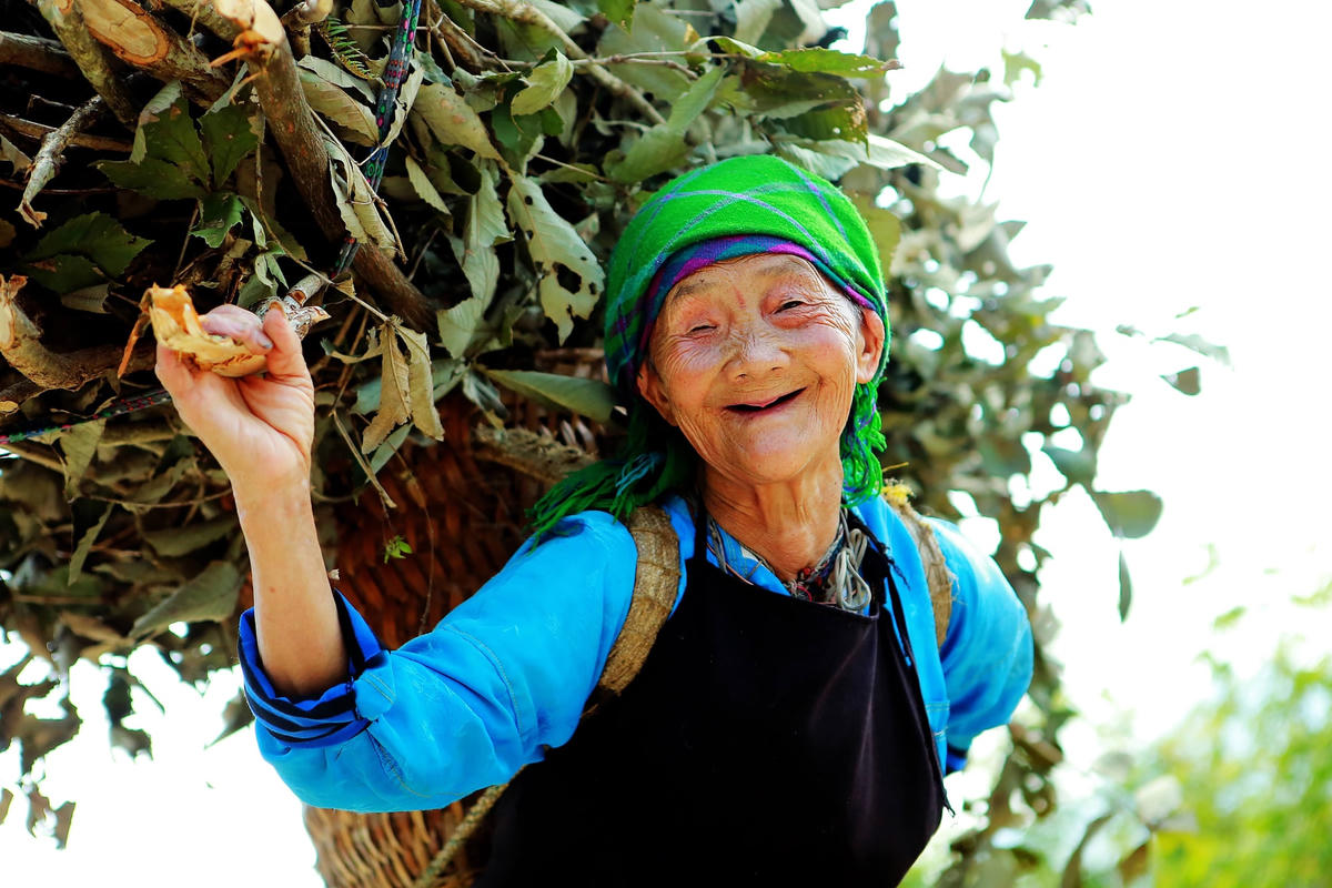 Một chiều đông ấm áp trên bản làng (Hà Giang).