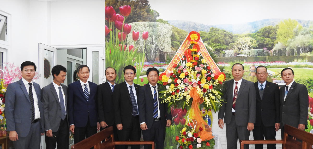Lãnh đạo Thành ủy, HĐND, UBND, Ủy ban MTTQ Việt Nam TP Đà Nẵng, thăm, chúc mừng Ban đại diện Hội Thánh Tin lành Đà Nẵng  Giáng sinh 2020. Ảnh Thanh Tùng