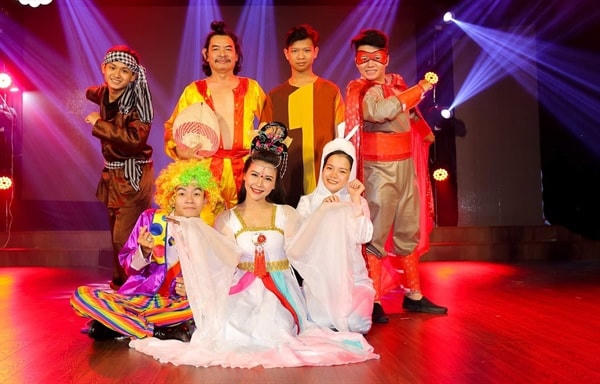 Sẵn sàng khởi động các chương trình dành cho thiếu nhi tại Sân khấu Cầu Vồng BNF. Ảnh: Báo Văn hóa.