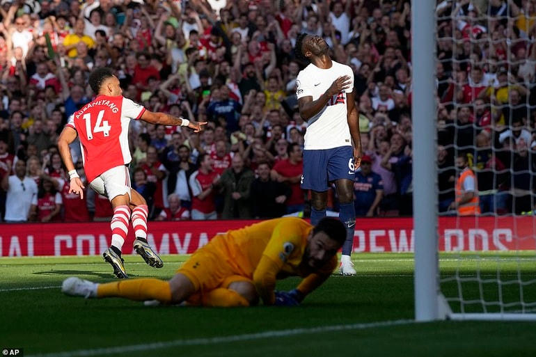 Arsenal đánh bại Tottenham 3-1 tại Emirates ở lượt đi.