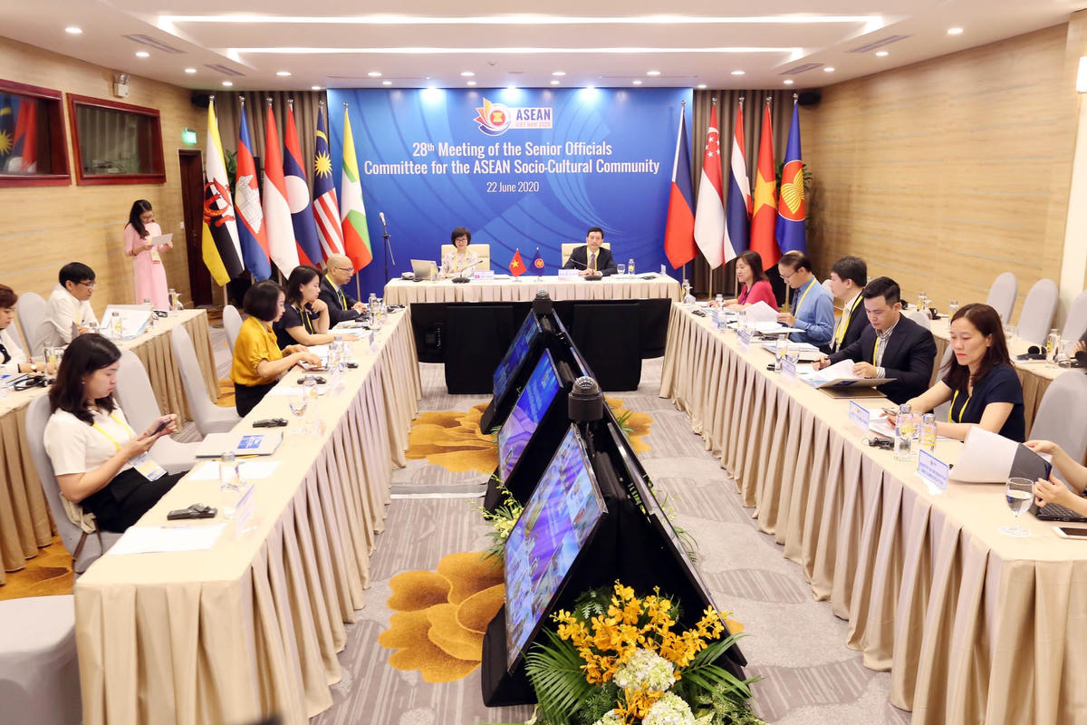Quang cảnh hội nghị.