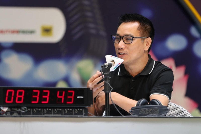   Nhà báo Ngô Bá Lục trong một cuộc trả lời phỏng vấn của VOV.