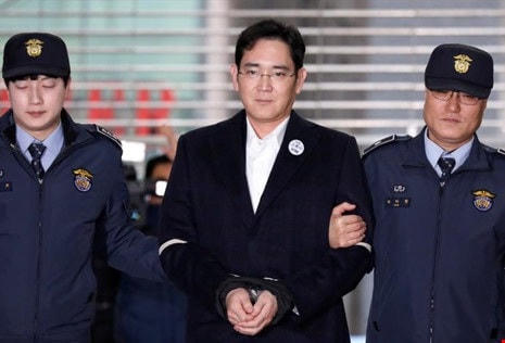 "Thái tử Samsung" Jay Y. Lee, Phó Chủ tịch Samsung Electronics - có thể đối mặt với mức án 9 năm tù tội hối lộ. (Ảnh: Reuters).