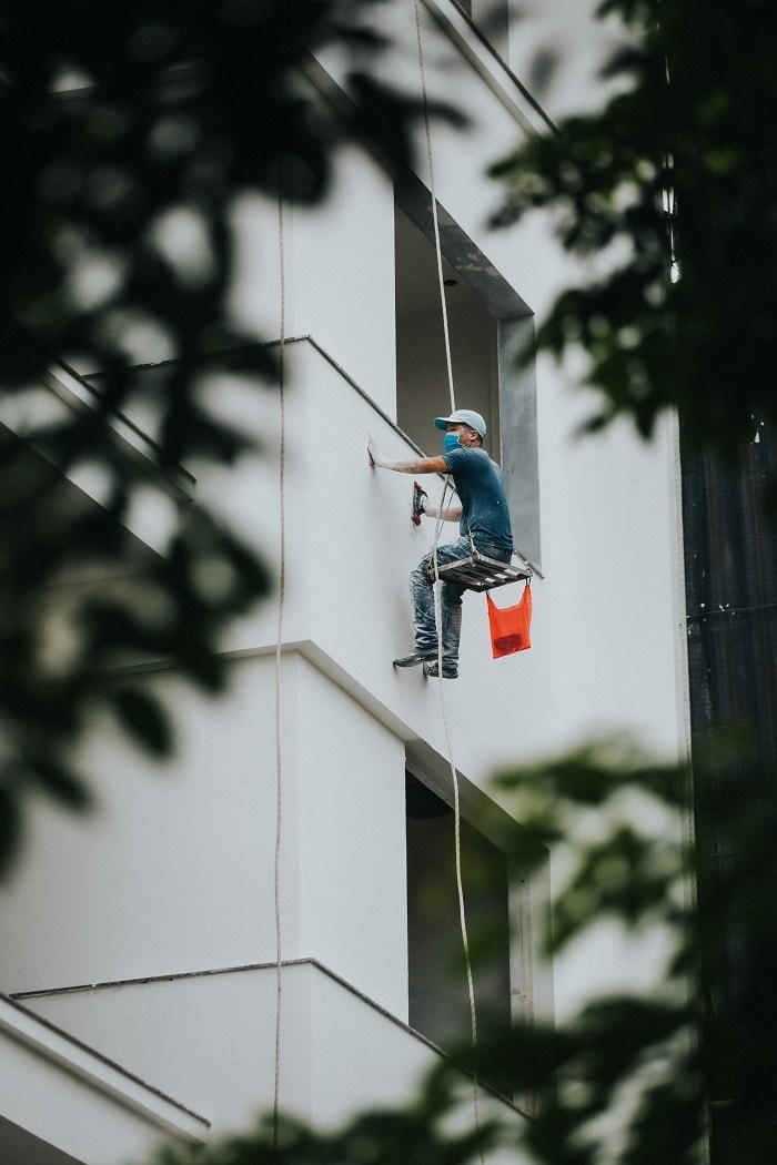9X người Tày chụp ảnh, tặng cho hàng trăm người lạ trên phố