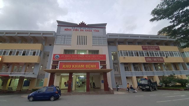 Bệnh viện đa khoa tỉnh Hà Tĩnh.