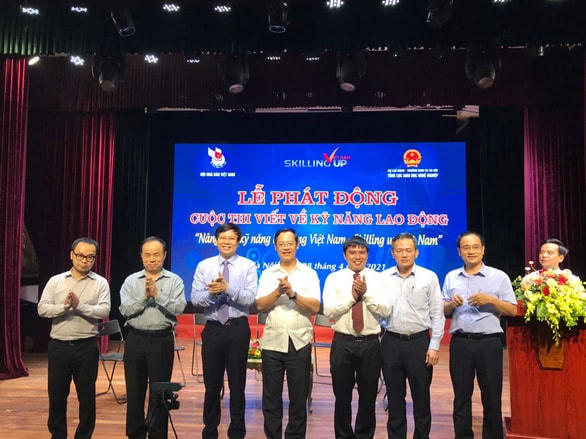Lễ phát động cuộc thi viết về Nâng tầm kỹ năng lao động Việt Nam. (Ảnh TL).