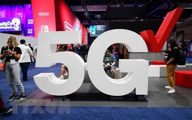Biểu tượng mạng 5G tại một triển lãm ở Los Angeles, Mỹ. (Ảnh: AFP/TTXVN).