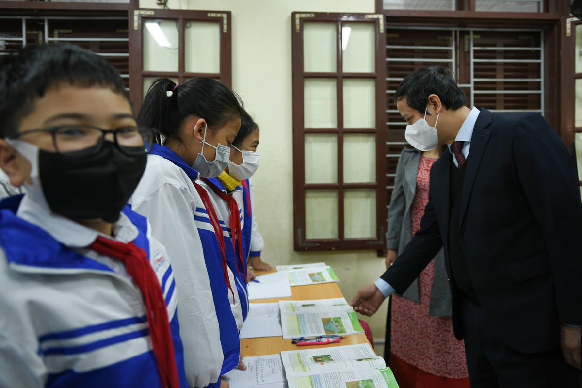 Mở cửa trường học: Bình tĩnh ứng phó với dịch bệnh