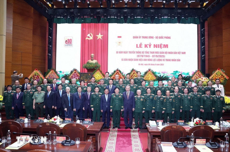 Tổng Bí thư Tô Lâm và các đại biểu. (Ảnh: Thống Nhất/ TTXVN)