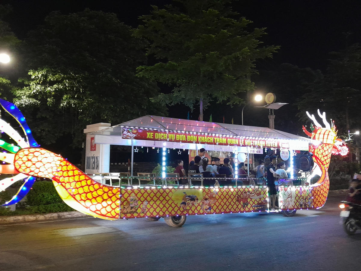 'Thành Tuyên' bùng nổ không khí Trung thu sớm
