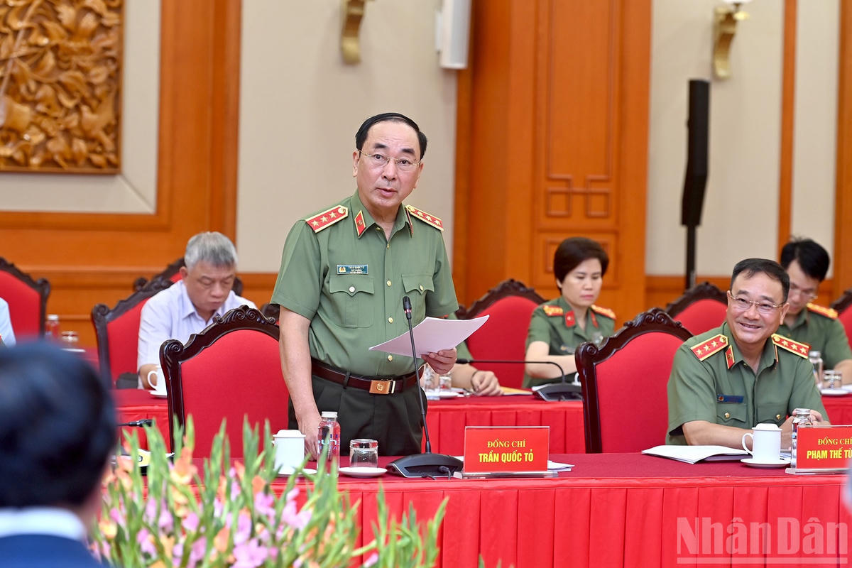 Tổng Bí thư Tô Lâm chủ trì cuộc làm việc của Bộ Chính trị với Ban Thường vụ Đảng ủy Công an Trung ương- Ảnh 3.