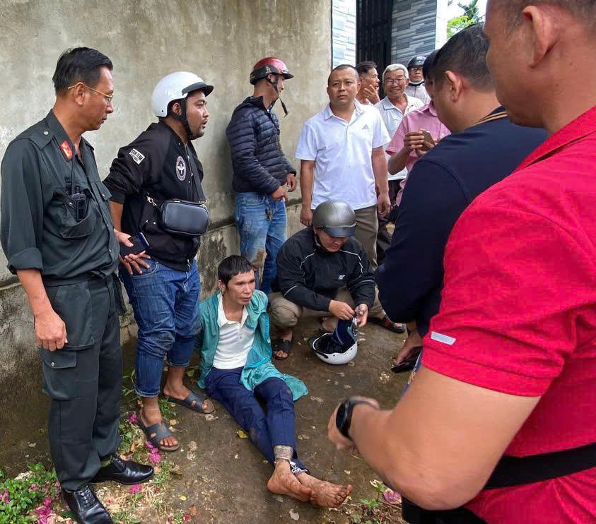 Đối tượng đã được di lý về cơ quan công an để tiếp tục điều tra, làm rõ. Ảnh: TN.