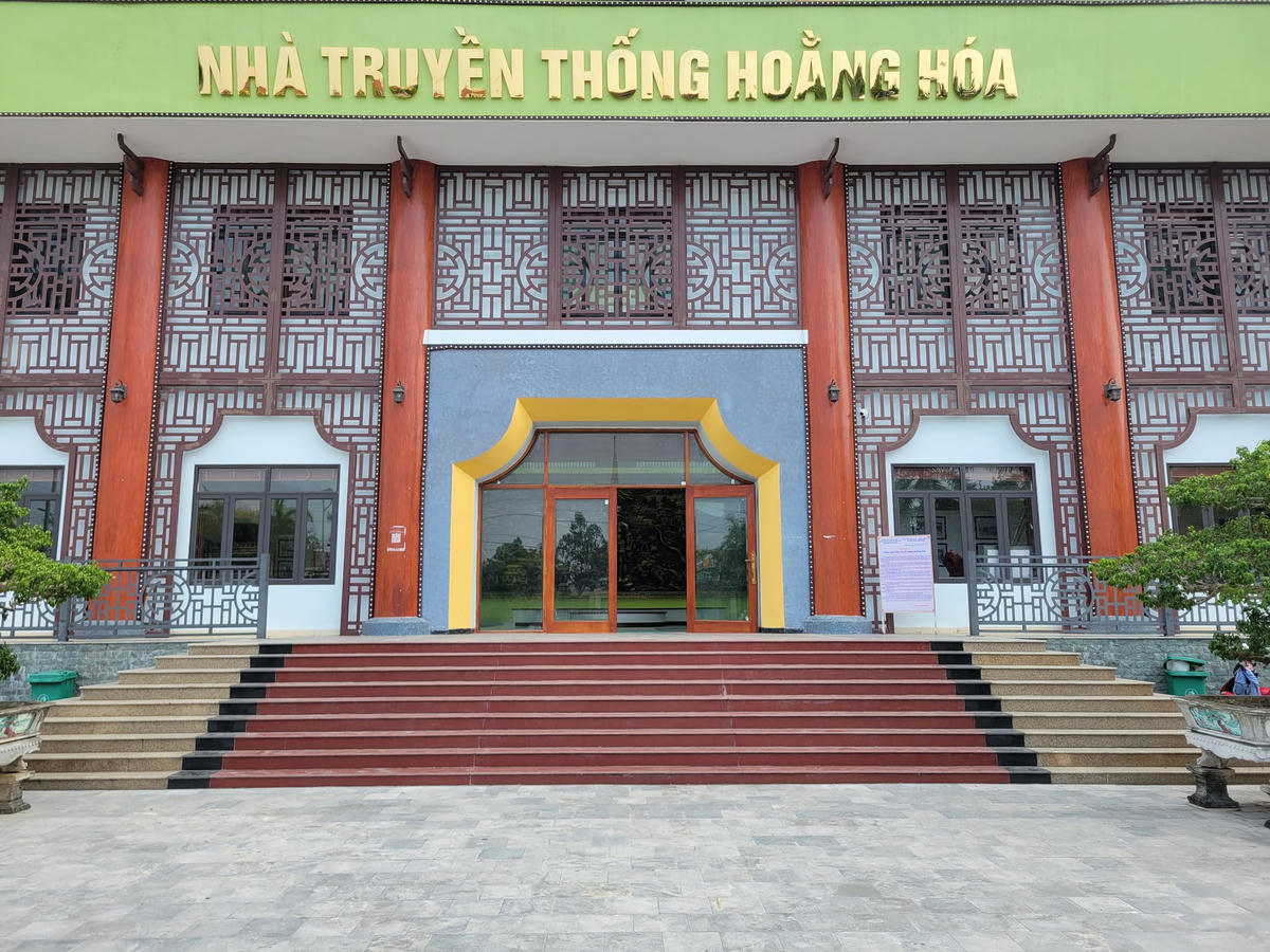 Đầu năm 2020, huyện Hoằng Hóa đầu tư nâng cấp bảo tàng thành nhà truyền thống với tổng diện tích hơn 6.000m2. Ảnh: Đình Minh