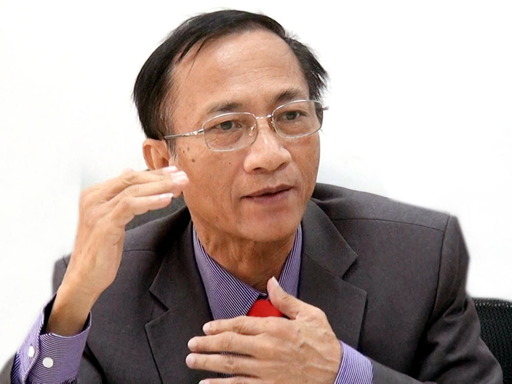 Một bộ sách giáo khoa thống nhất: Không thể chậm trễ