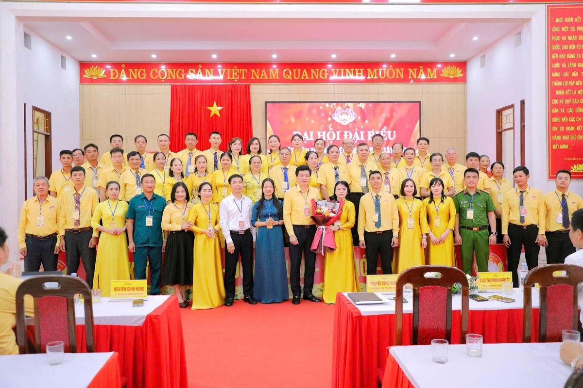 Đại hội đã hiệp thương cử 55 VỊ Ủy ban Mặt trận Tổ quốc phường Tây Hiếu nhiệm kỳ 2025 – 2030, trong đó có 5 vị dự khuyết. Ảnh: QH.