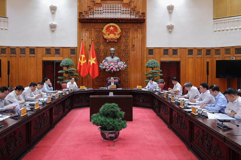 Theo các báo cáo, ý kiến tại cuộc họp, việc đầu tư mở rộng có đầy đủ cơ sở chính trị, cơ sở pháp lý, cơ sở thực tiễn. Ảnh: VGP/Nhật Bắc.