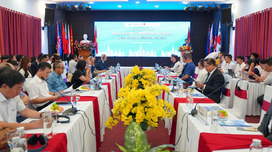 Quang cảnh hội thảo.