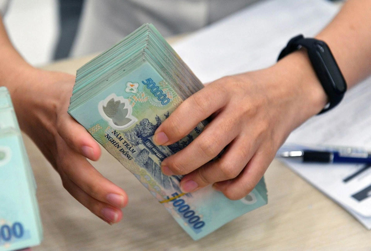 Điều chỉnh các bậc Thuế thu nhập cá nhân phù hợp vừa khuyến khích tuân thủ pháp luật, đồng thời tạo động lực làm giàu hợp pháp. 	Ảnh: H.Hoa 