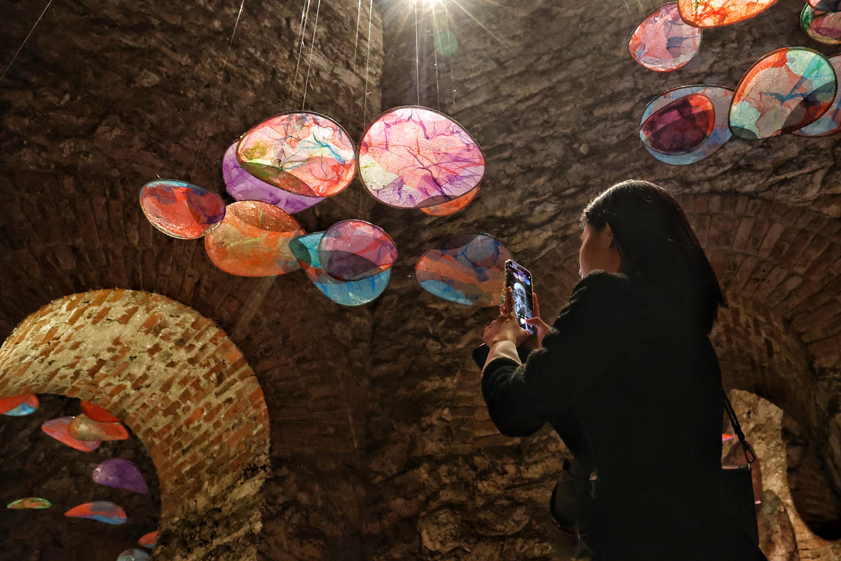 Tháp nước Hàng Đậu được thiết kế thành không gian sáng tạo trong Lễ hội Thiết kế sáng tạo năm 2023. Ảnh: Lê Khánh.